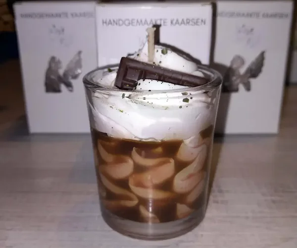 Handgemaakte praline rots kaars