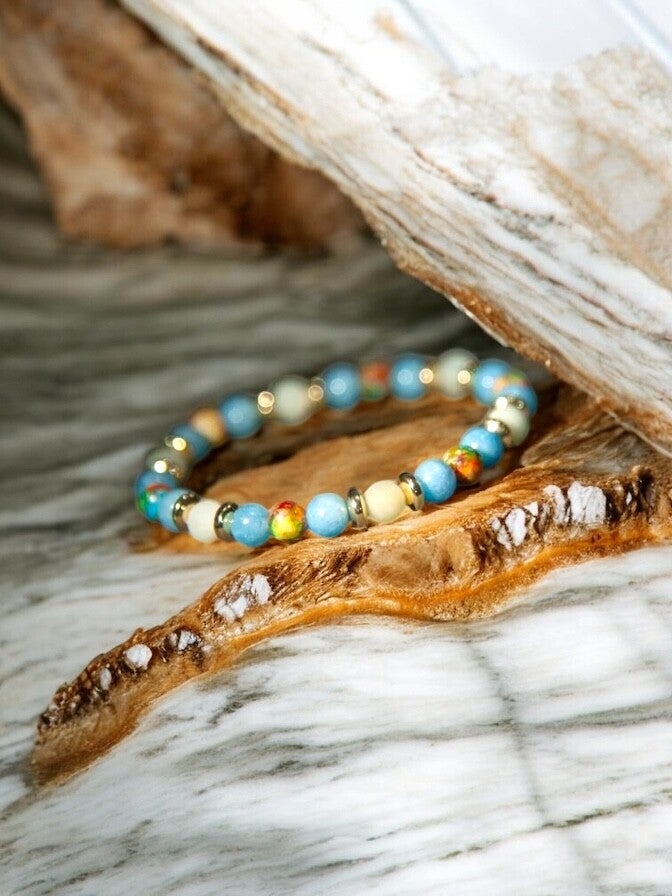 Armband - Bunter Meeressediment-Jaspis mit Aquamarin, Amazonit & Goldperlen