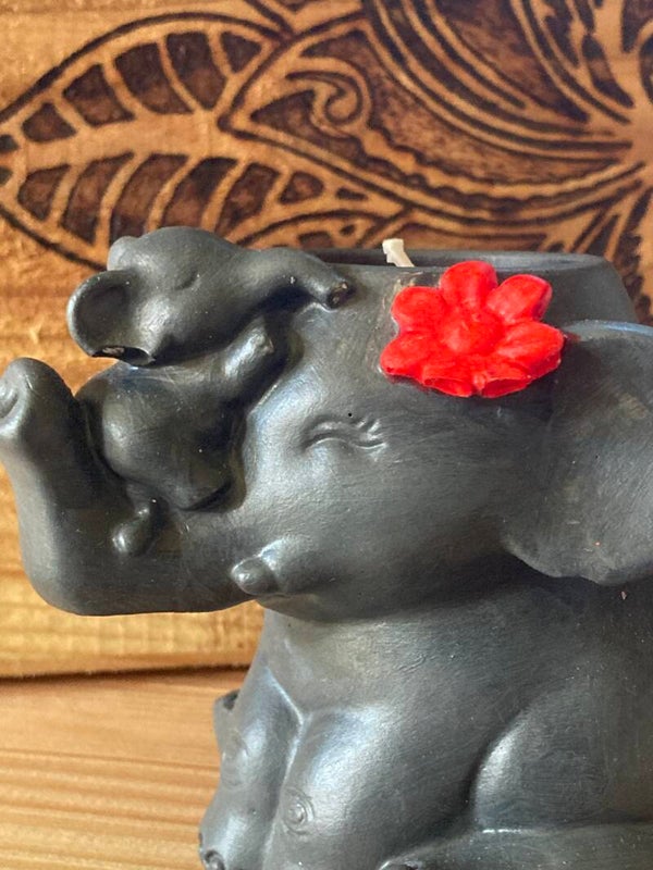 Duftkerze im Keramik-Elefant „Orient“ 🐘🌺🕯️