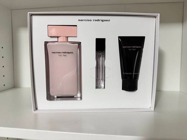 NARCISO RODRIGUEZ FOR HER GIFT SET