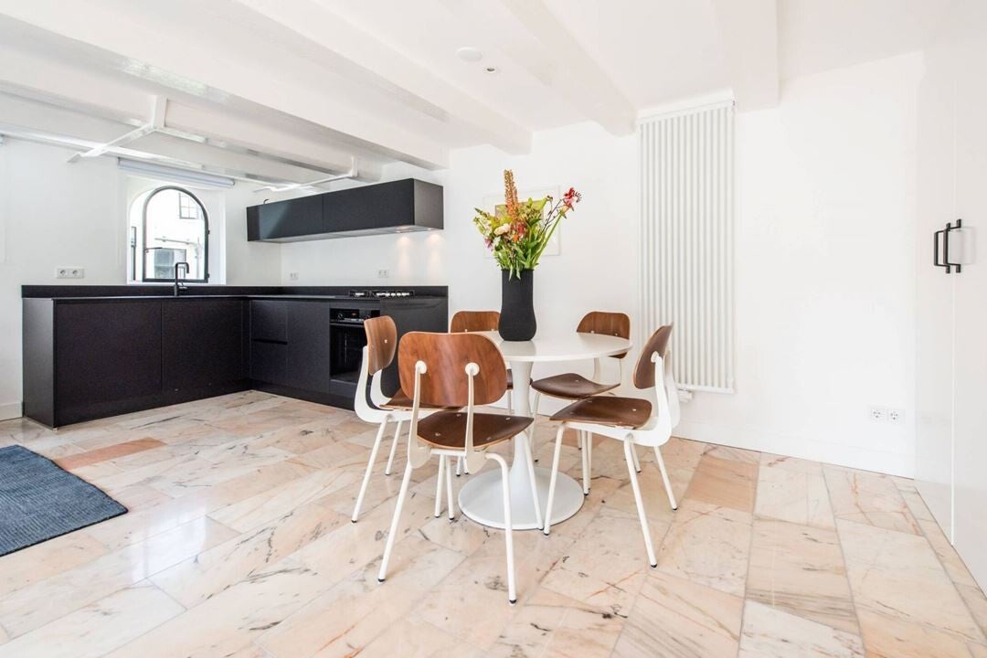 2-kamer appartement van 70 m² met 1 slaapkamer