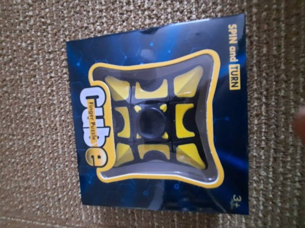 Rubix cube spinner