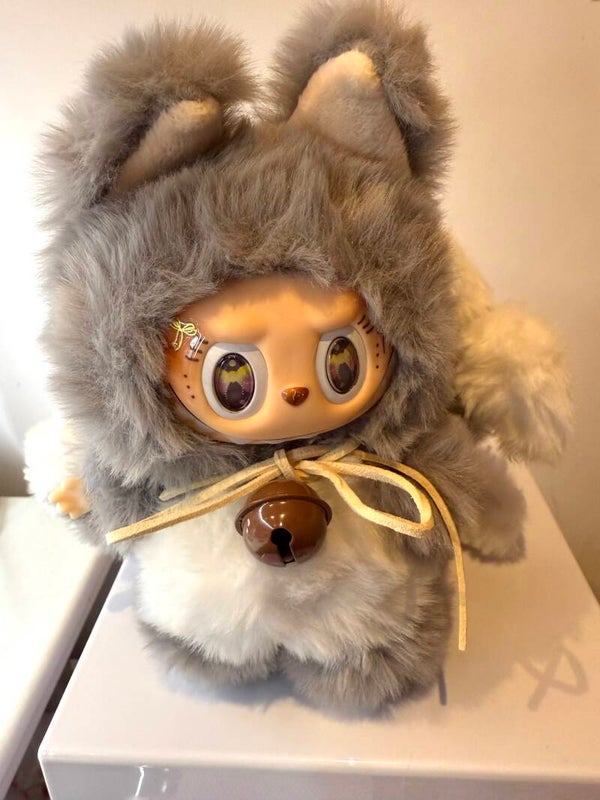 Nine tales Labubu 009