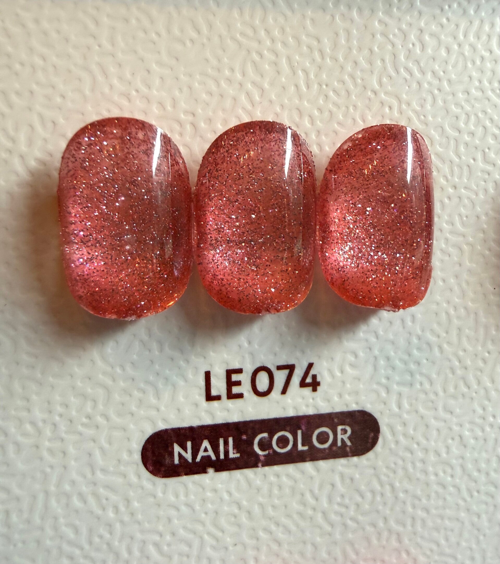 LADAI glitter gellak LE074