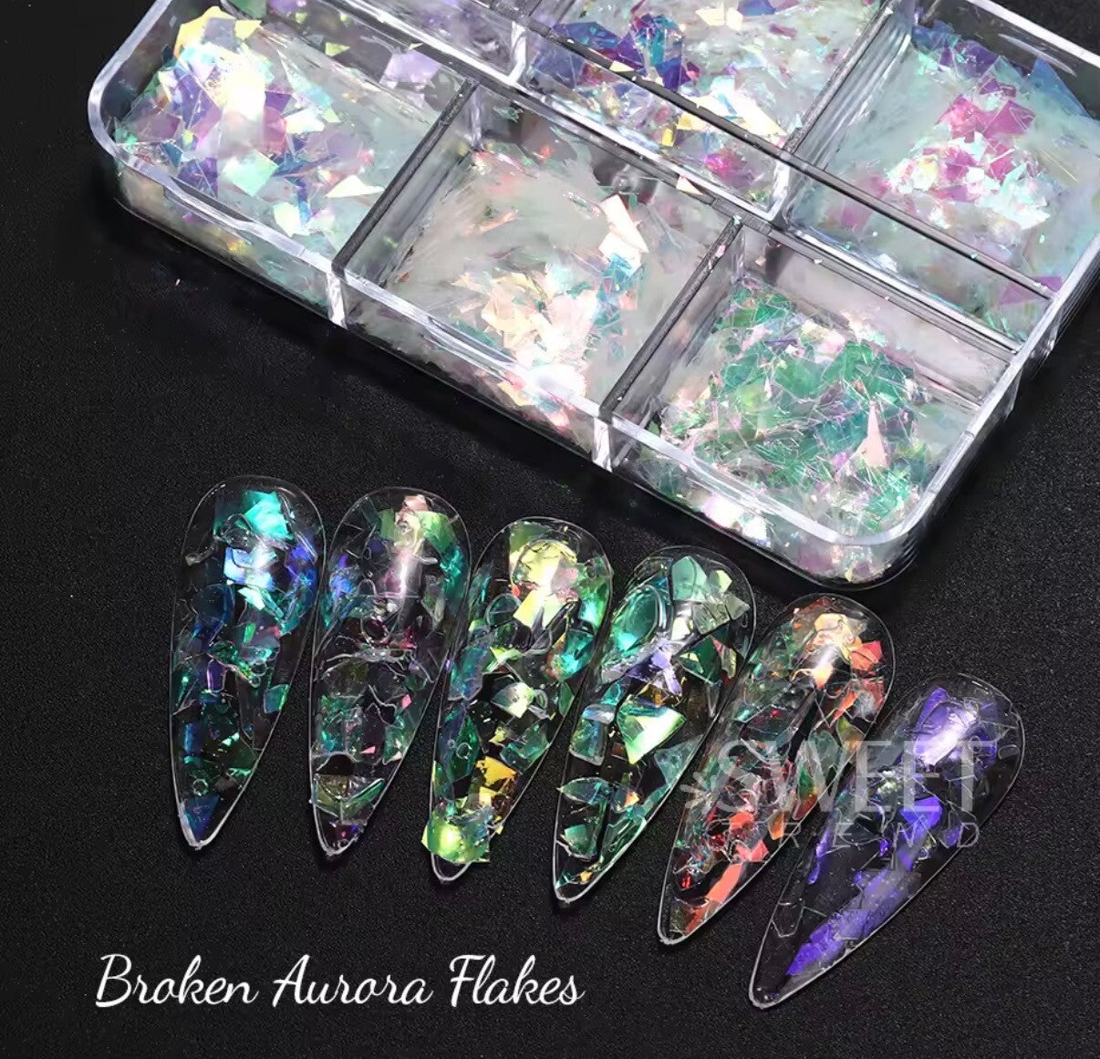 Nailart gebroken Aurora flakes