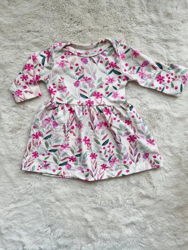 Jurkje 62 roze bloemen