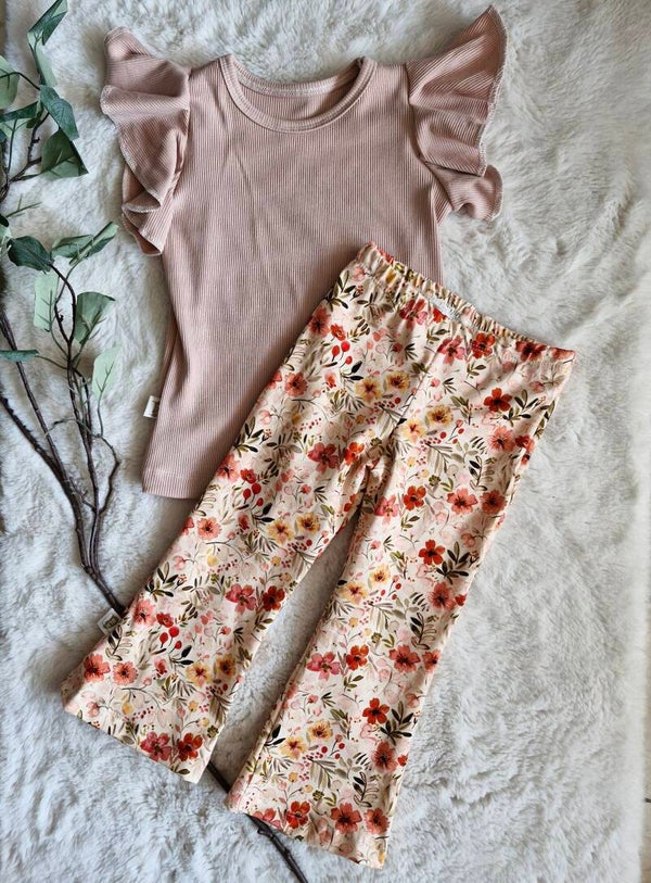 Slim flare rode bloemen