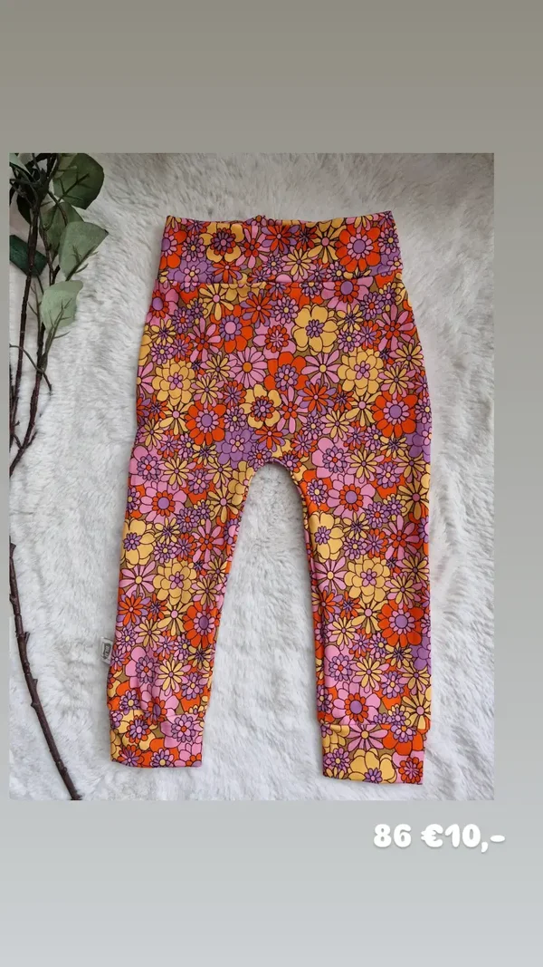 Broekje flowers power pink