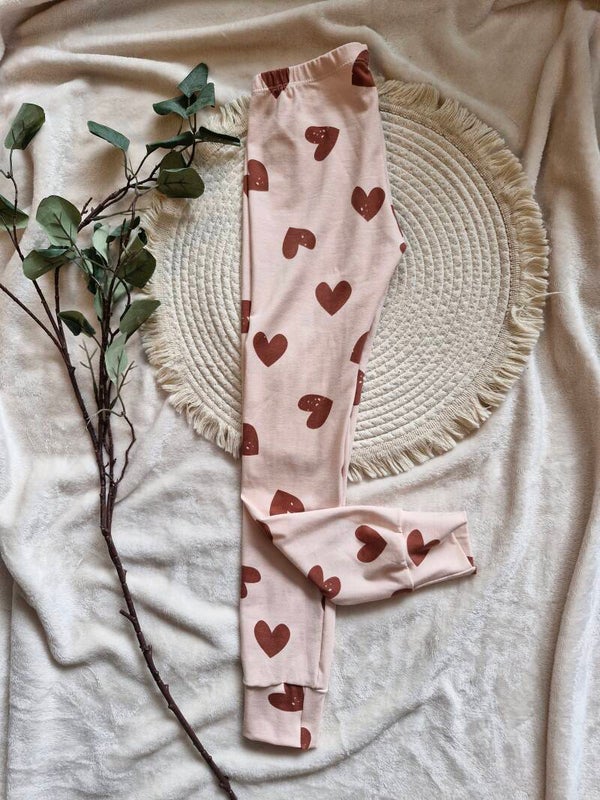 Legging 116 hartjes
