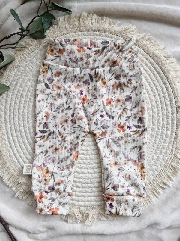 Broekje 62 ribtricot