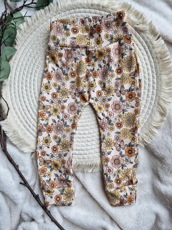 Broekje 80 roze bloemen met vlinders