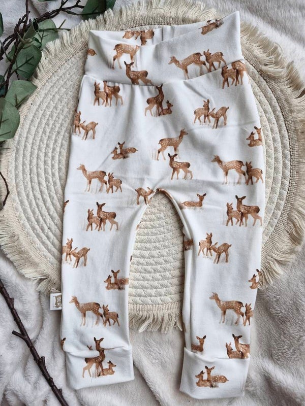 Broekje maat 80 hertjes