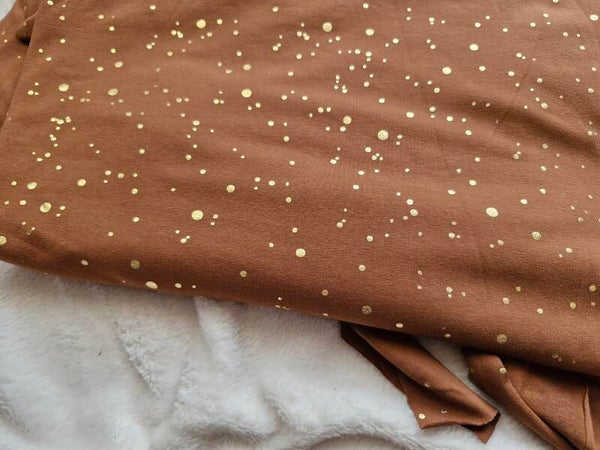 Coupon bruin gouden dots