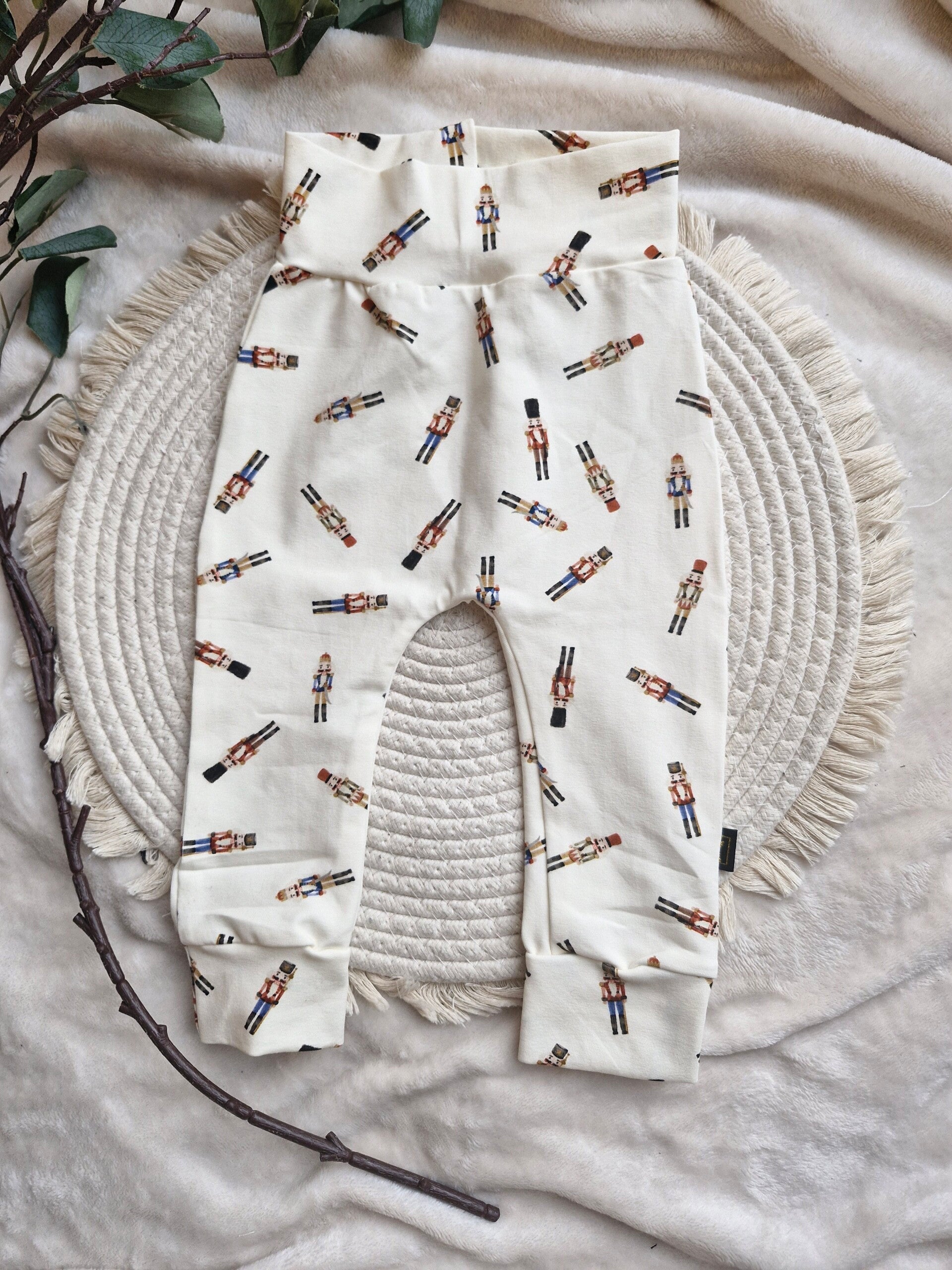 Broekje 74 notenkraker