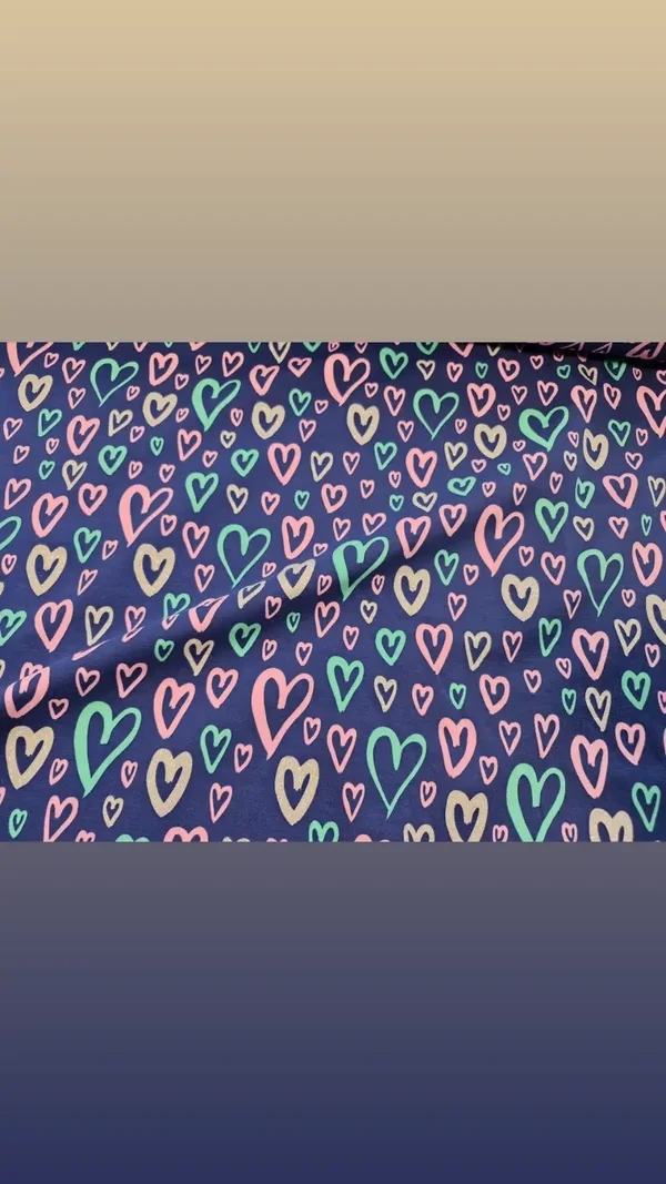 Broekje hartjes met glitter