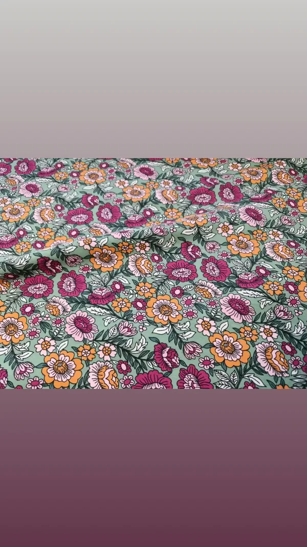 Broekje flowers green