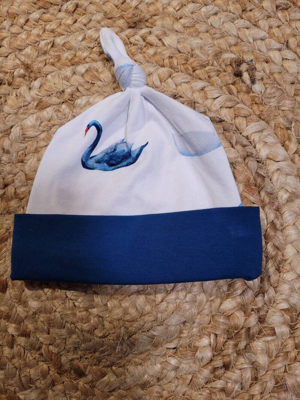 Mutsje newborn zwaan