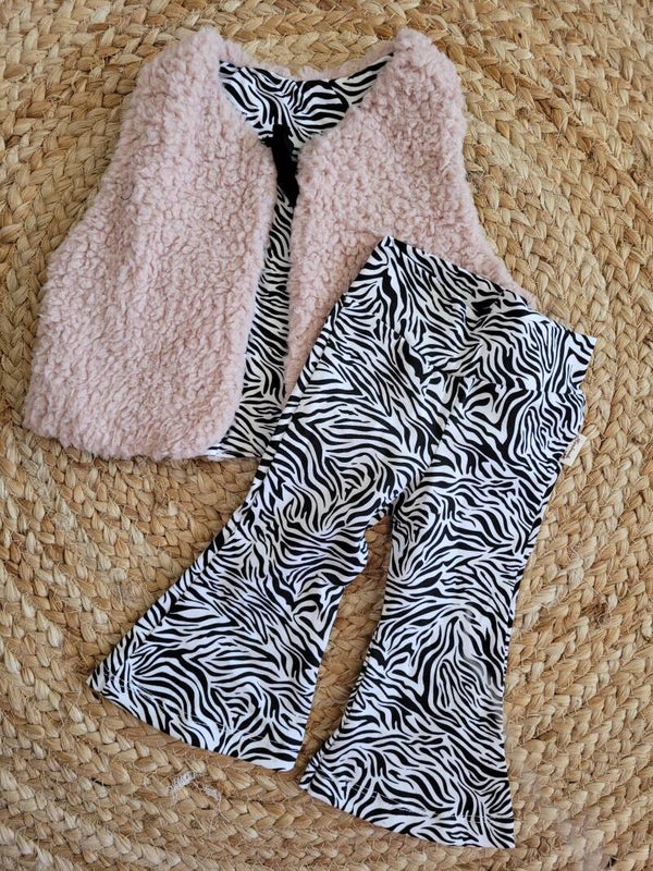 Setje 50/56 gilet met flared