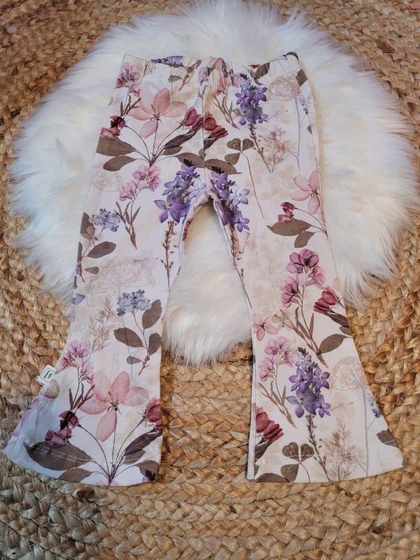 <Slim flared 74 wilde bloemen