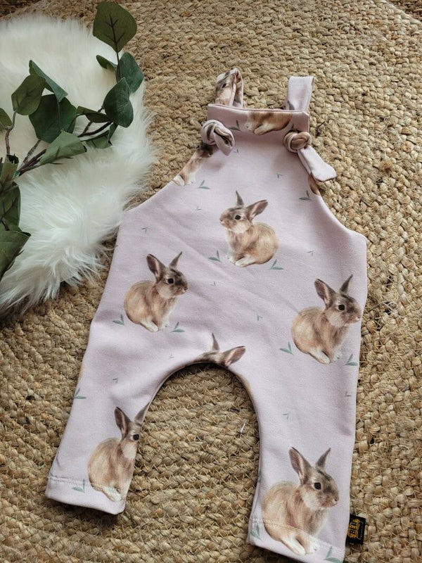 Overall bunny Lucy