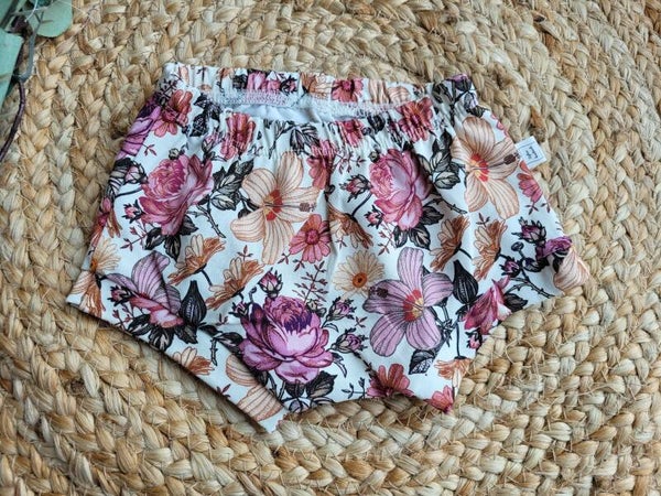 Kort broekje 62 englisch garden pink