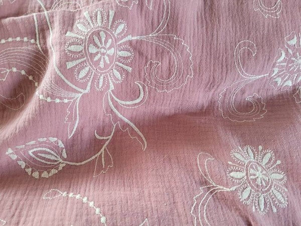 Rimpelrokje old pink of zand beige geborduurde bloem