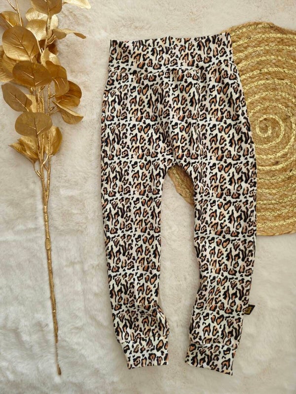 Broekje 104 panterprint