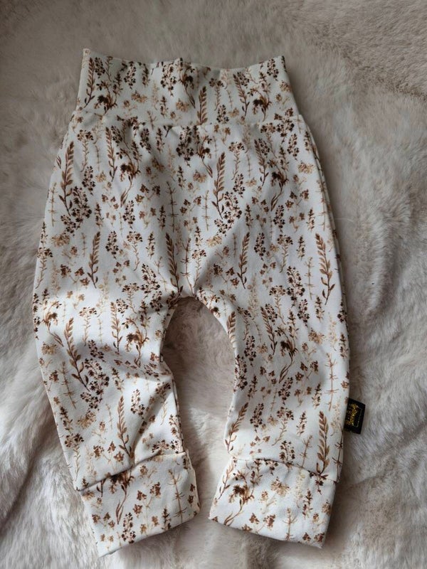 Broekje 62 takje droogbloemen