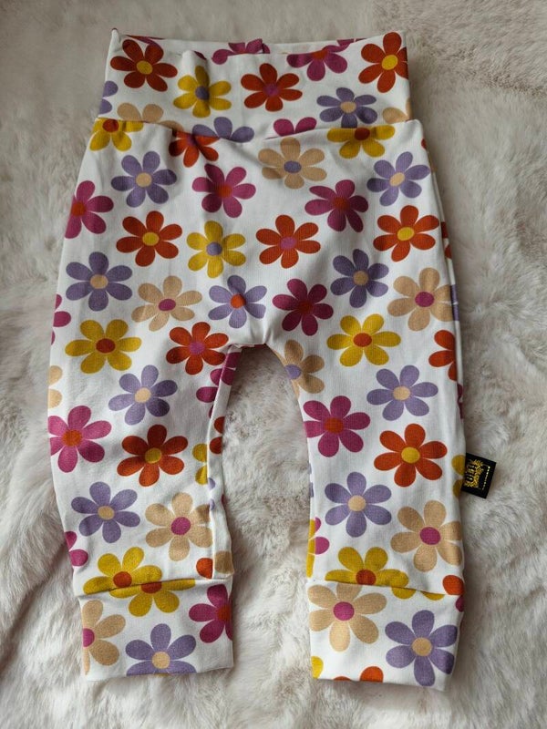 Broekje 62 vrolijke bloemen