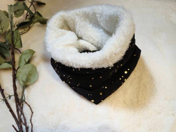 Colsjaal zwart met gouden dots