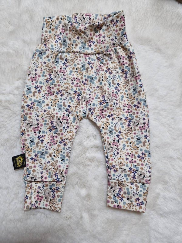 Broekje 50 liefdesbloem