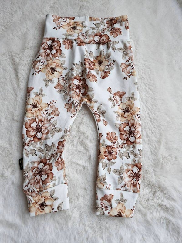 Broekje 68 franse bloemen cacao