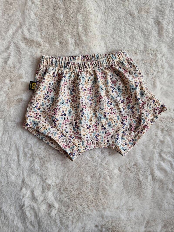 Shortie 92 liefdesbloem