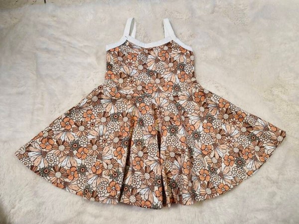 Jurkje 74 layana  perzik bloemen