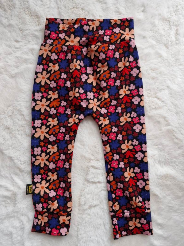 Broekje 80 flowers power