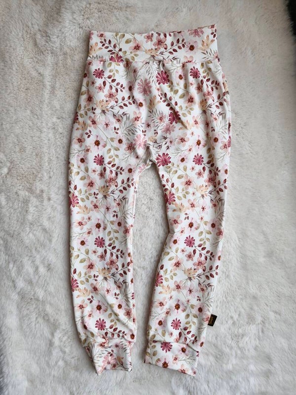Broekje 104 floral pink