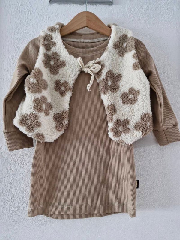 Jurkje met vestje 86