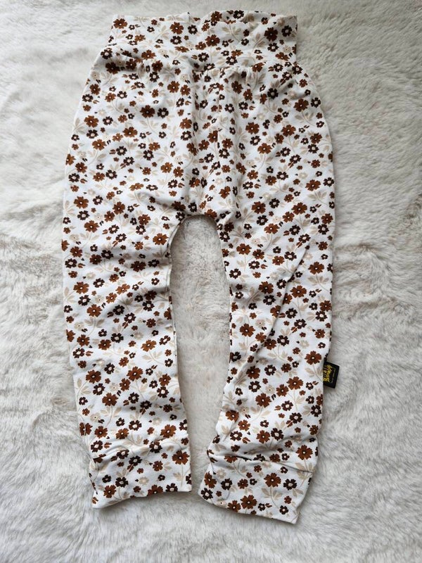 Broekje 92 bruine bloemenprint mini