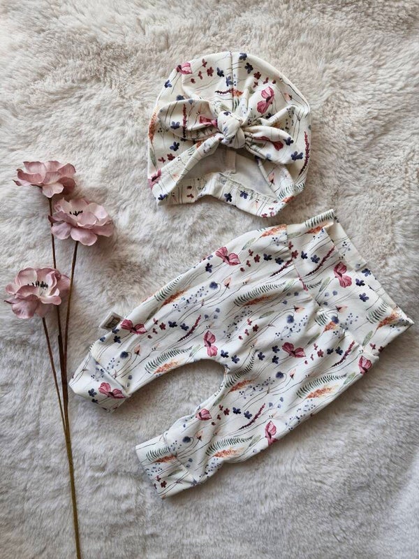 Babyset klaproos broekje en tulband mutsje
