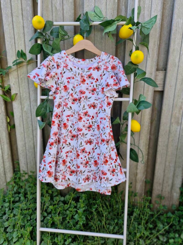 Portrait dress rode bloemen