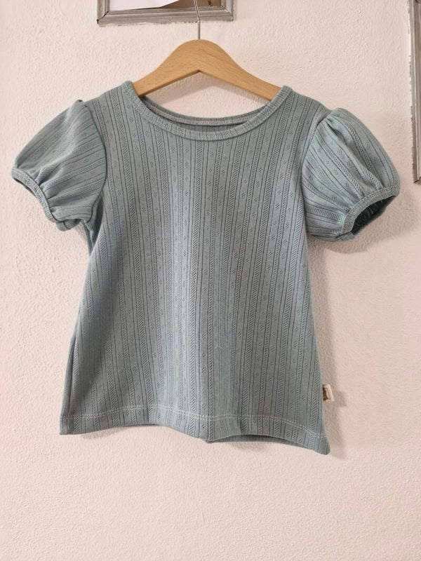 Olive shirtje pofmouwtjes pointoille