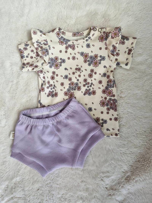 Setje rib tricot bloemen lila print met waffle shortie