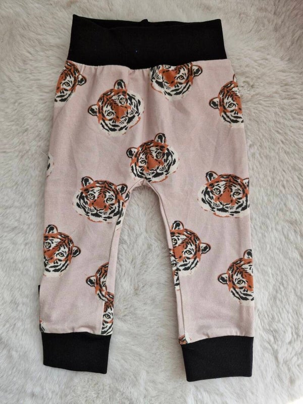 Broekje 68 tijger