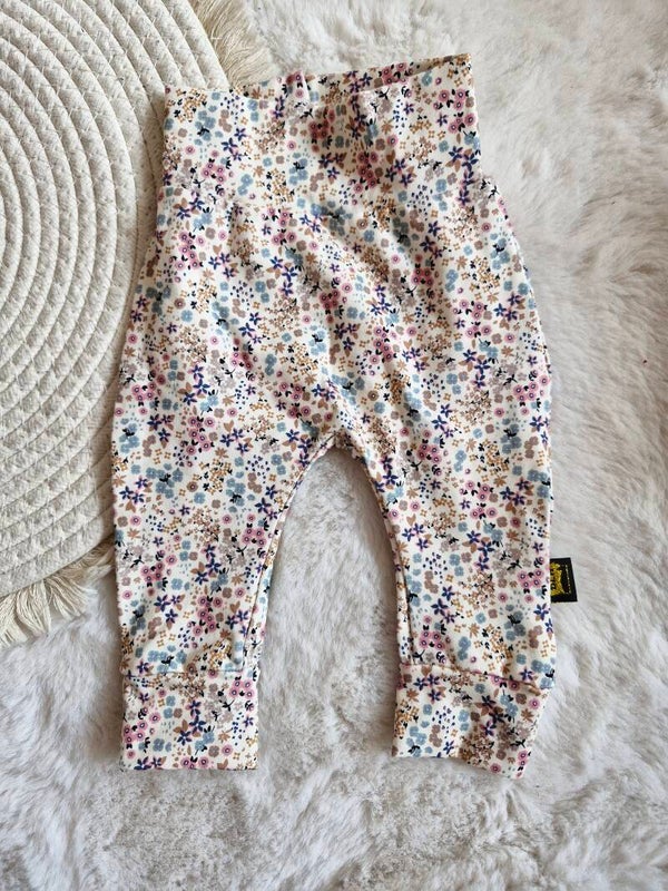 Broekje 56 liefdesbloem