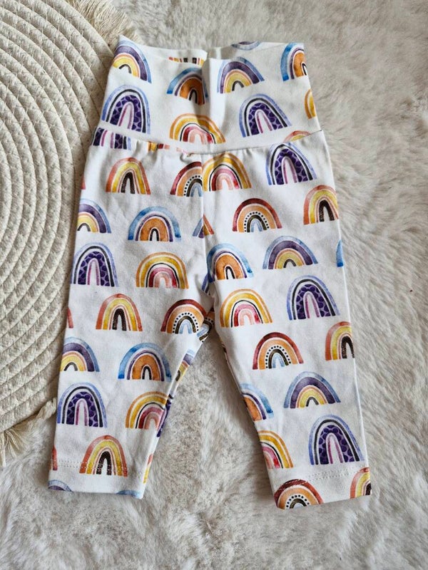 Broekje 56 regenboog