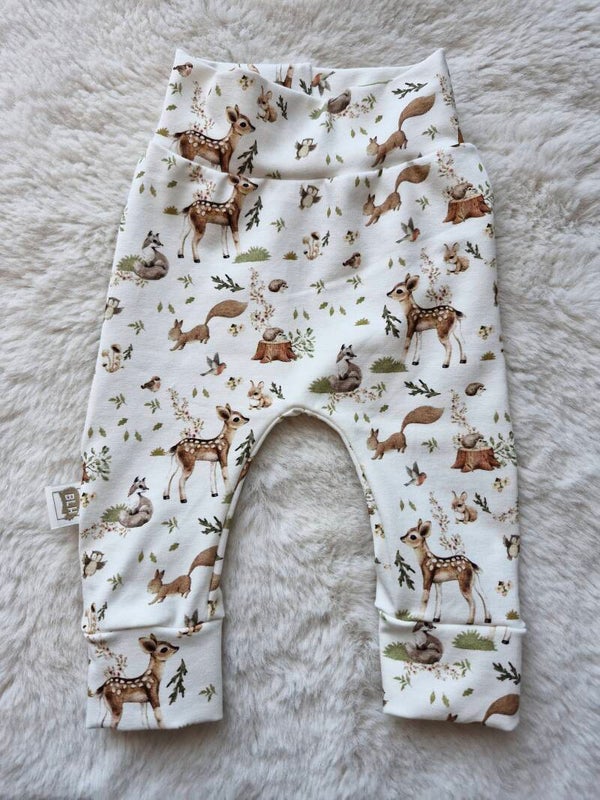 Broekje mt 50 lieve bosdiertjes