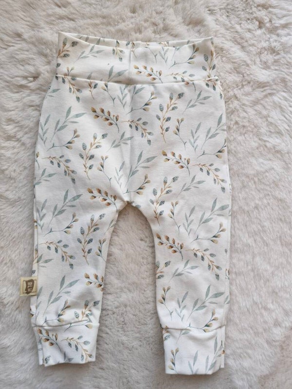 Broekje 62 twijgjes groen