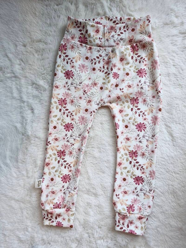 Broekje maat 92 floral pink