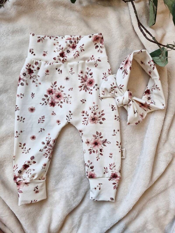 Harembroekje roze bloemenprint