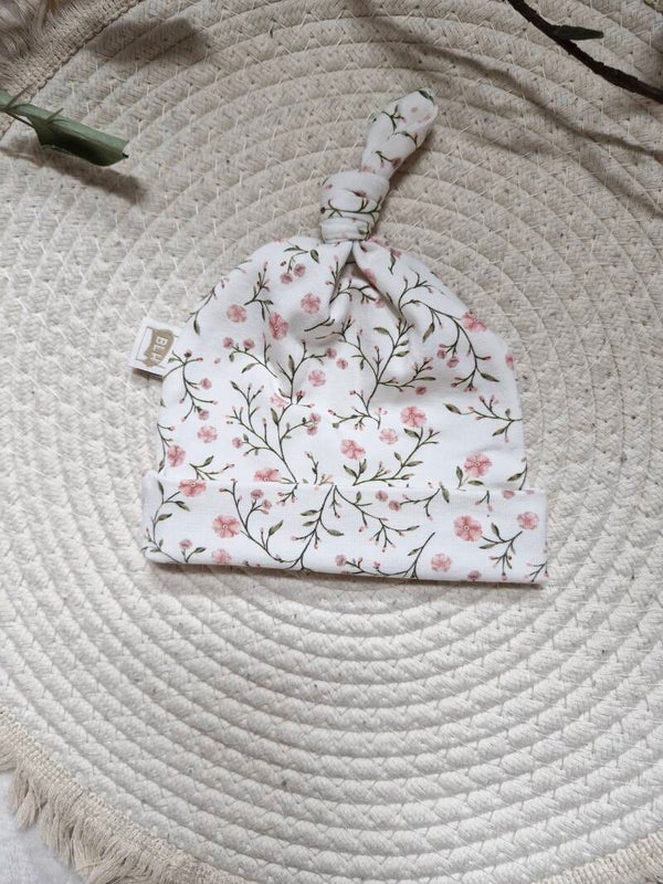 Knoopmutsje bloemenprint